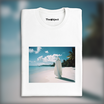 T-Shirt - Photographie analogue 35mm, a white ghost in the shell cyborg, Seychelles beach - 3615964658